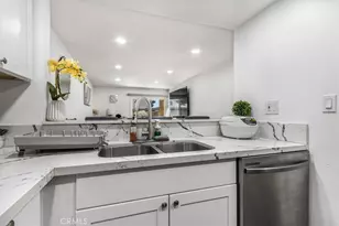278 N Wilshire, Anaheim, CA 92801 - Photo 12