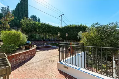 155 Malcolm Drive, Pasadena, CA 91105 - Photo 58