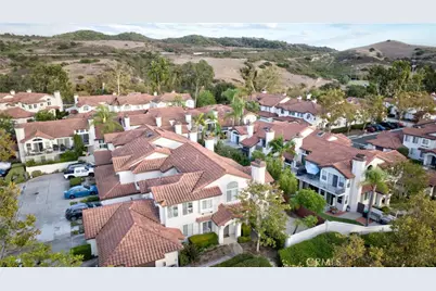 14 Via Entrada, Rancho Santa Margarita, CA 92688 - Photo 2