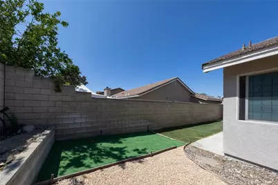 7085 Hope Court, Fontana, CA 92336 - Photo 34