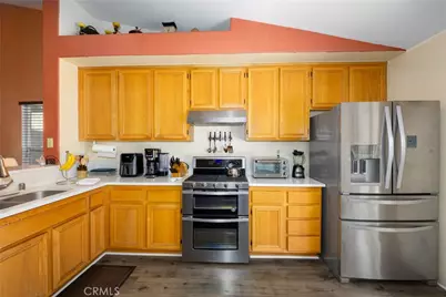 7085 Hope Court, Fontana, CA 92336 - Photo 10