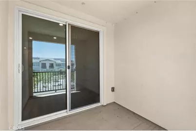 16571 Wyndham #9, Fontana, CA 92336 - Photo 24
