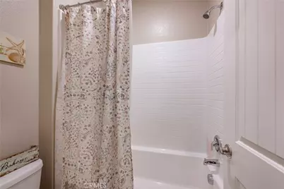 1476 Wicklow, Redlands, CA 92374 - Photo 8