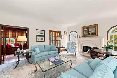 2240 N Berendo, Los Angeles, CA 90027 - Photo 8