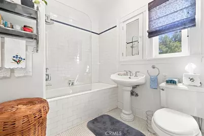 2240 N Berendo, Los Angeles, CA 90027 - Photo 16