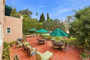2240 N Berendo, Los Angeles, CA 90027 - Photo 28