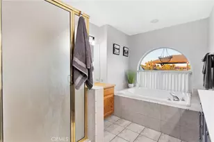 8755 Kittering, Oak Hills, CA 92344 - Photo 36