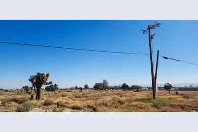 1 Muscatel Street, Phelan, CA 92371 - Photo 32