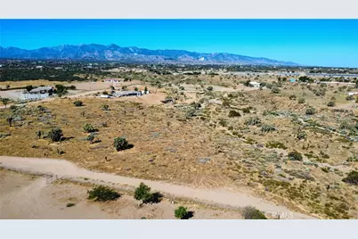 1 Muscatel Street, Phelan, CA 92371 - Photo 28