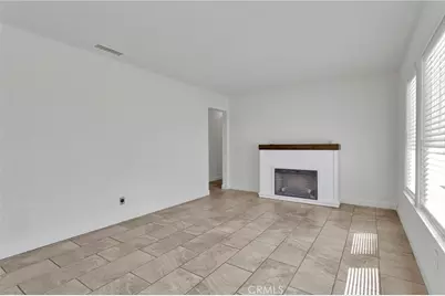 18200 Hercules, Hesperia, CA 92345 - Photo 4
