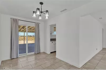 18200 Hercules, Hesperia, CA 92345 - Photo 8