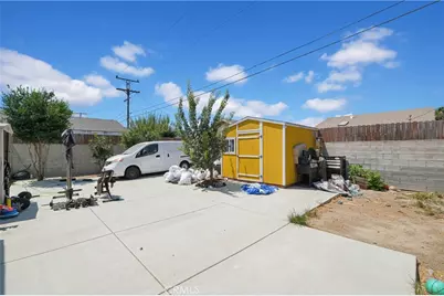 8811 Mary Avenue, Los Angeles, CA 90002 - Photo 8
