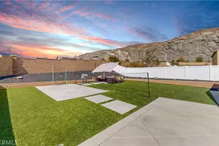 6607 Bryce Canyon Ct, Jurupa Valley, CA 92509 - Photo 2