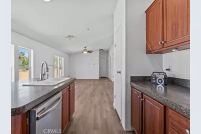 5670 Hollister Road, Phelan, CA 92371 - Photo 14