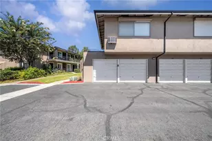 660 S Glassell Street, Orange, CA 92866 - Photo 22