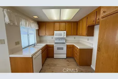 6384 Colonial, Banning, CA 92220 - Photo 6