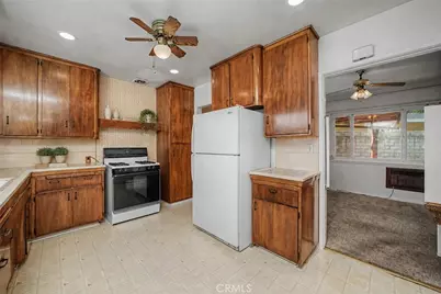 138 N Vecino Avenue, Glendora, CA 91741 - Photo 16
