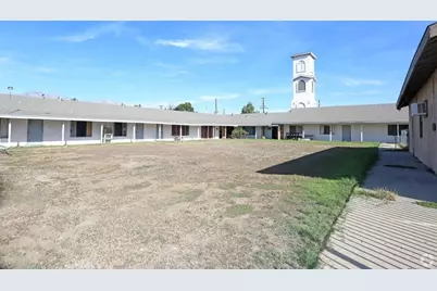 730 N Mountain, Ontario, CA 91762 - Photo 14