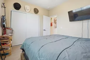 14219 Fir St, Oak Hills, CA 92344 - Photo 42