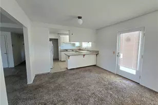 21135 Bancroft Ct, California City, CA 93505 - Photo 6