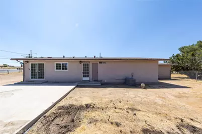 7310 Dayton, Hesperia, CA 92345 - Photo 6