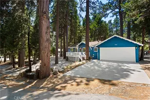 1966 Oakleaf Ct, Running Springs, CA 92382 - Photo 4