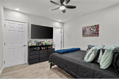 7941 Lemona Avenue, Panorama City, CA 91402 - Photo 16