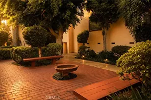 5349 Newcastle, Encino, CA 91316 - Photo 44