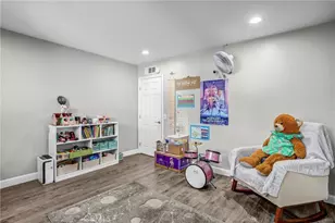 679 S Indian Hill, Claremont, CA 91711 - Photo 16