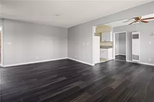 2025 Las Vegas, Pomona, CA 91767 - Photo 14