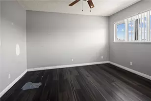 2025 Las Vegas, Pomona, CA 91767 - Photo 6