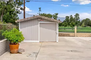 1328 Loma Sola, Upland, CA 91786 - Photo 48