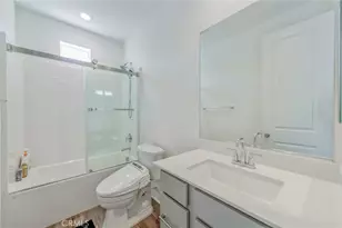 136 Rondo, Irvine, CA 92618 - Photo 20