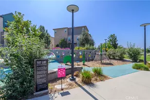 136 Rondo, Irvine, CA 92618 - Photo 42
