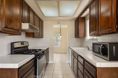 337 S Enid Avenue, Azusa, CA 91702 - Photo 10