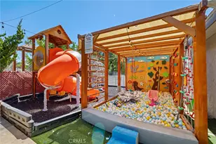 2468 Burt St, Upland, CA 91784 - Photo 44