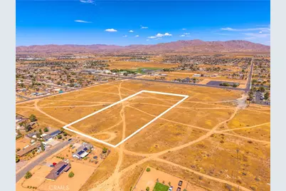 30874811 Okanagan Road, Apple Valley, CA 92308 - Photo 1