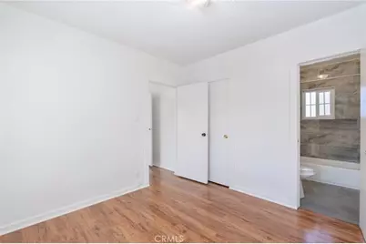 135 E 77th Street, Los Angeles, CA 90003 - Photo 18
