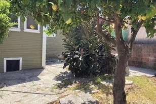 1059 Thornton, Los Angeles, CA 90063 - Photo 16