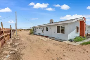 21932 Standing Rock Ave, Apple Valley, CA 92307 - Photo 22
