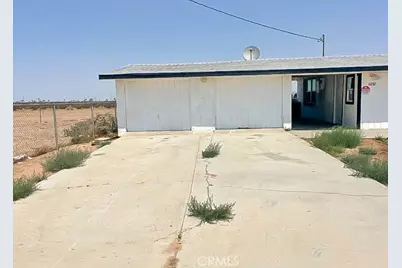 11252 Cactus, Adelanto, CA 92301 - Photo 2