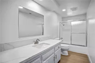 16410 Fontlee Ln, Fontana, CA 92335 - Photo 10