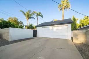 887 N 1st Ave, Upland, CA 91786 - Photo 32