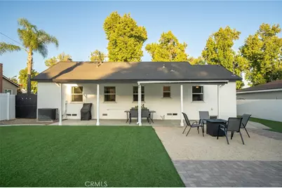 887 N 1st Avenue, Upland, CA 91786 - Photo 28