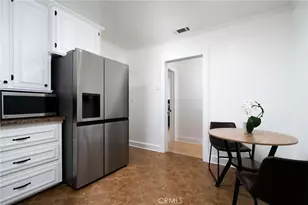 887 N 1st Ave, Upland, CA 91786 - Photo 12