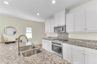 7205 Crescendo Ln, Fontana, CA 92336 - Photo 24