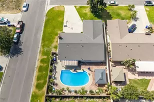 19266 Arbeth St, Rialto, CA 92377 - Photo 40