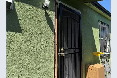 126 N Magnolia Court, Compton, CA 90220 - Photo 2