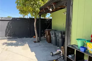 126 N Magnolia Ct, Compton, CA 90220 - Photo 14