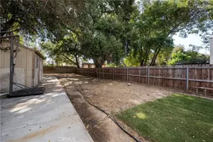 1622 Navarro, Pasadena, CA 91103 - Photo 48